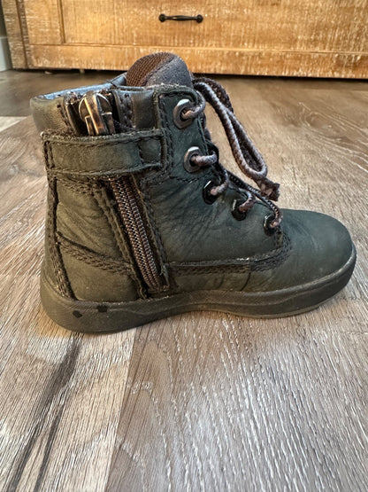 Timberland leather boots, size 6, side zipper and laces, Shoes 6 (Walkers:12-24 mth)