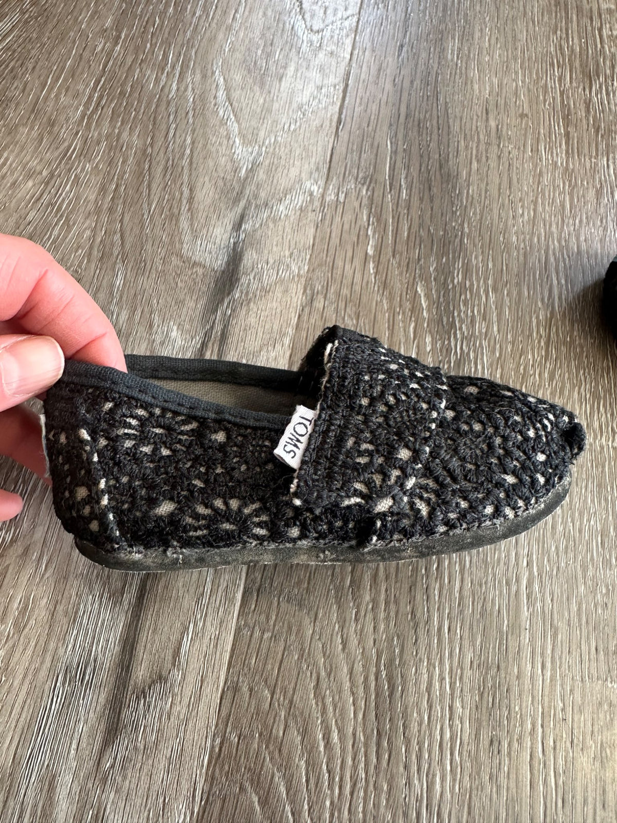 TOMS shoes, Size 5, VGUC, Shoes 5 (Walkers:12-24 mth)