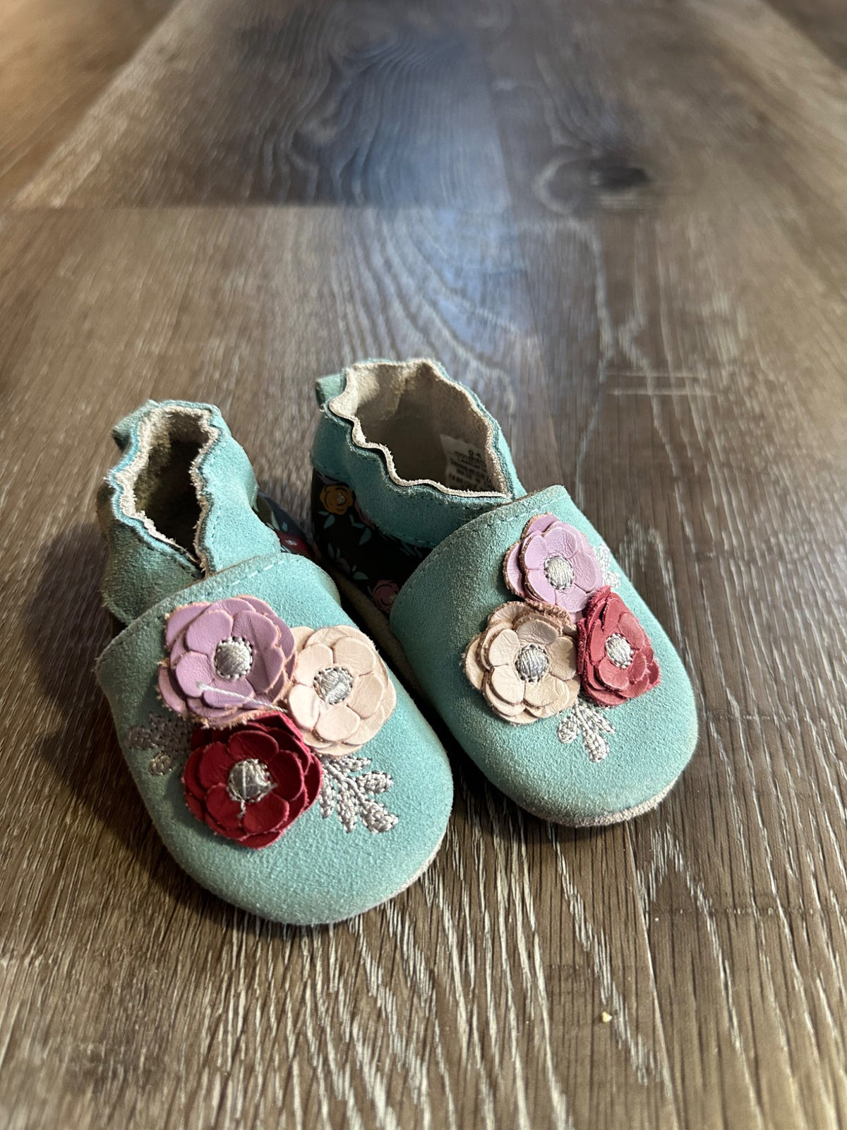 Leather Slip on shoes, 0-6 months, Like New, Shoes 0 (Baby: 0-12 mth)