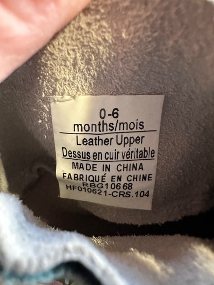 Leather Slip on shoes, 0-6 months, Like New, Shoes 0 (Baby: 0-12 mth)
