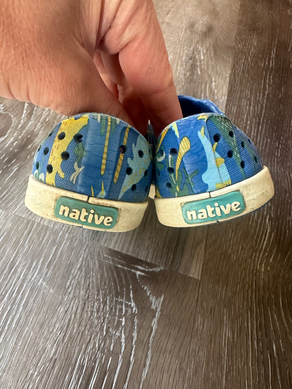Native Slip on Shoes, Size c5, EUC, Shoes 5 (Walkers:12-24 mth)