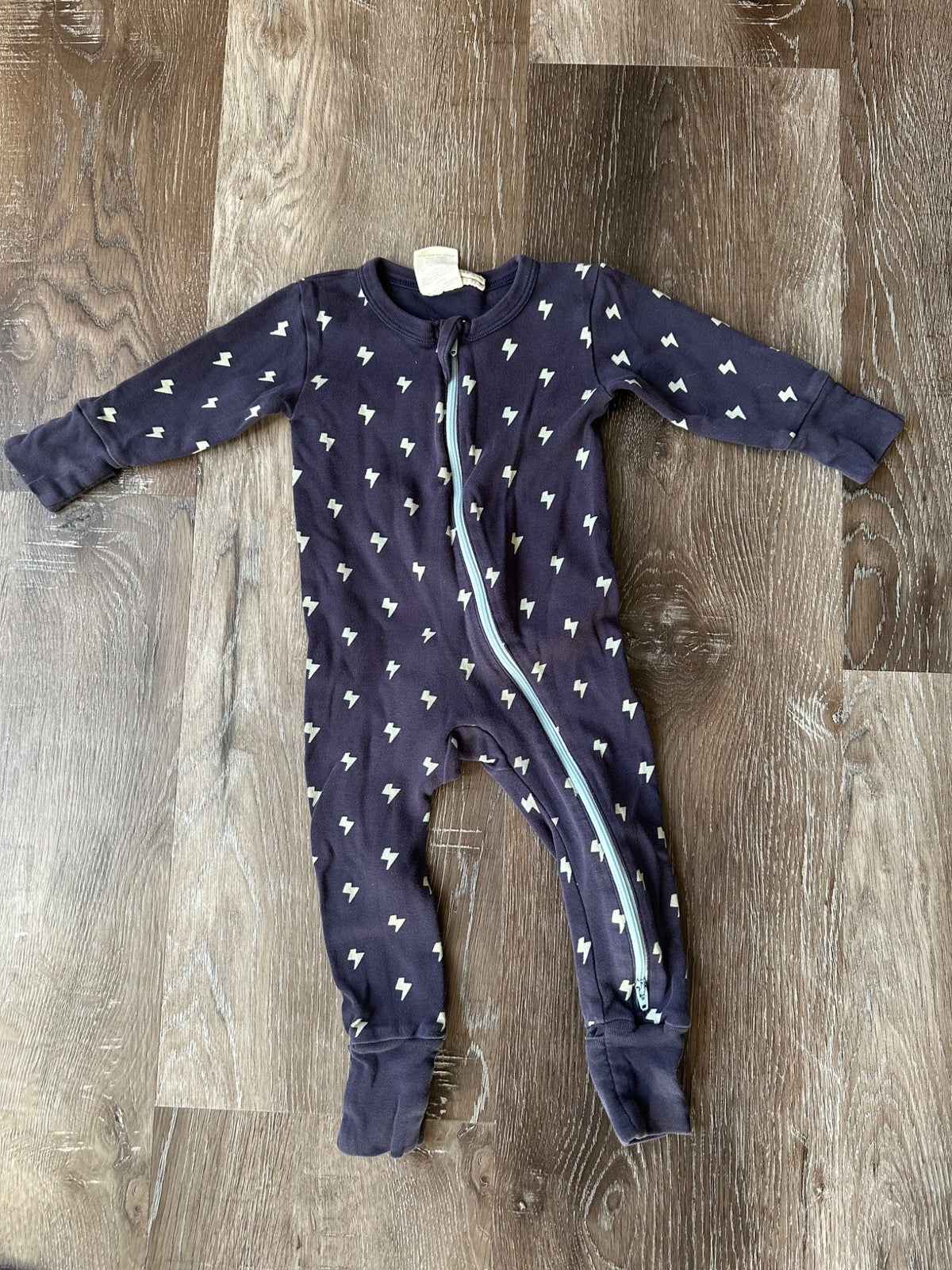 Parade Organics onesie, Size 6-12 months, VGUC , Kids 12 Month (9-12M)