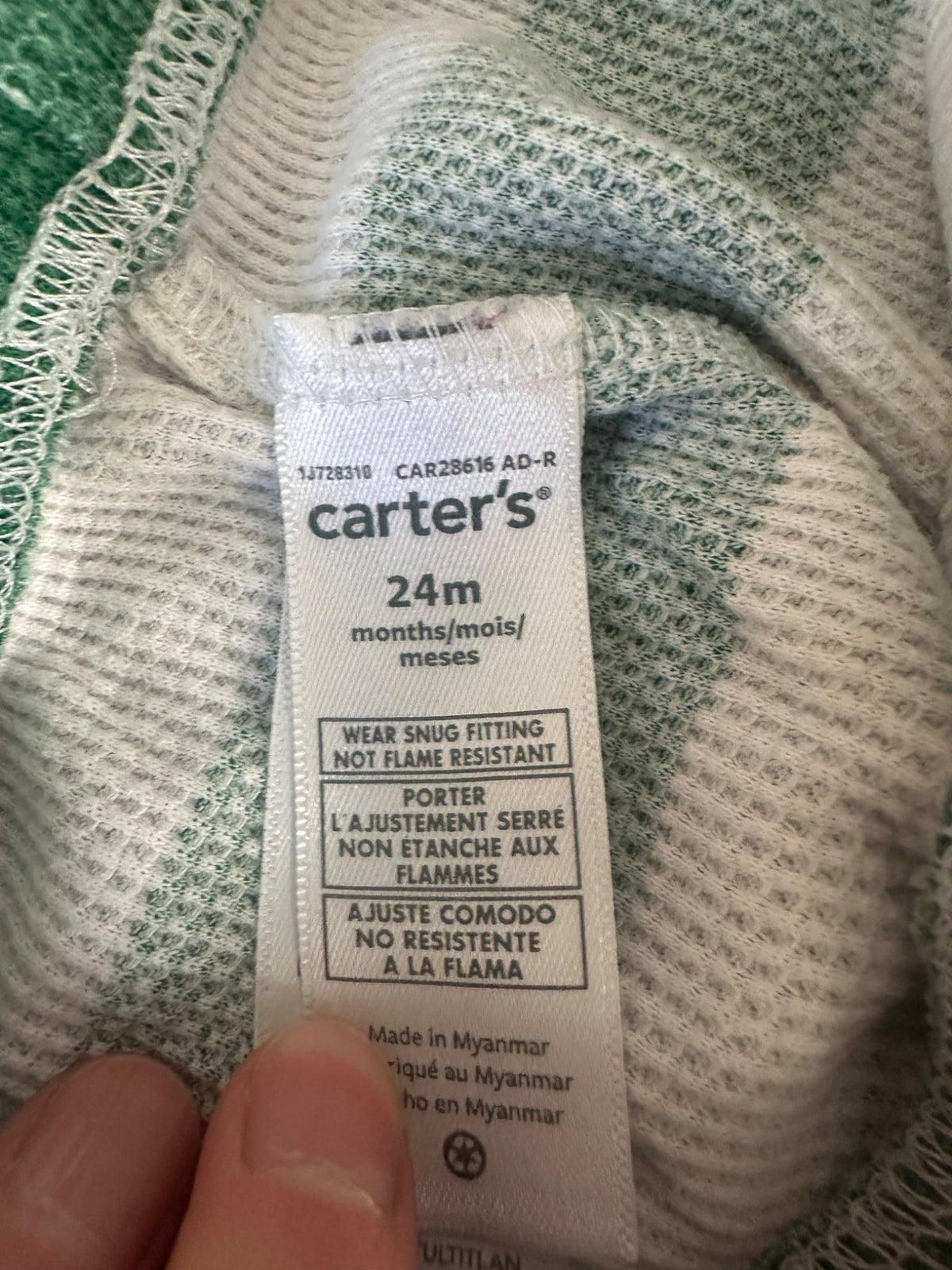 Carter’s striped Christmas Pajamas, size 24 months, EUC, Kids 24 Month (18-24M)