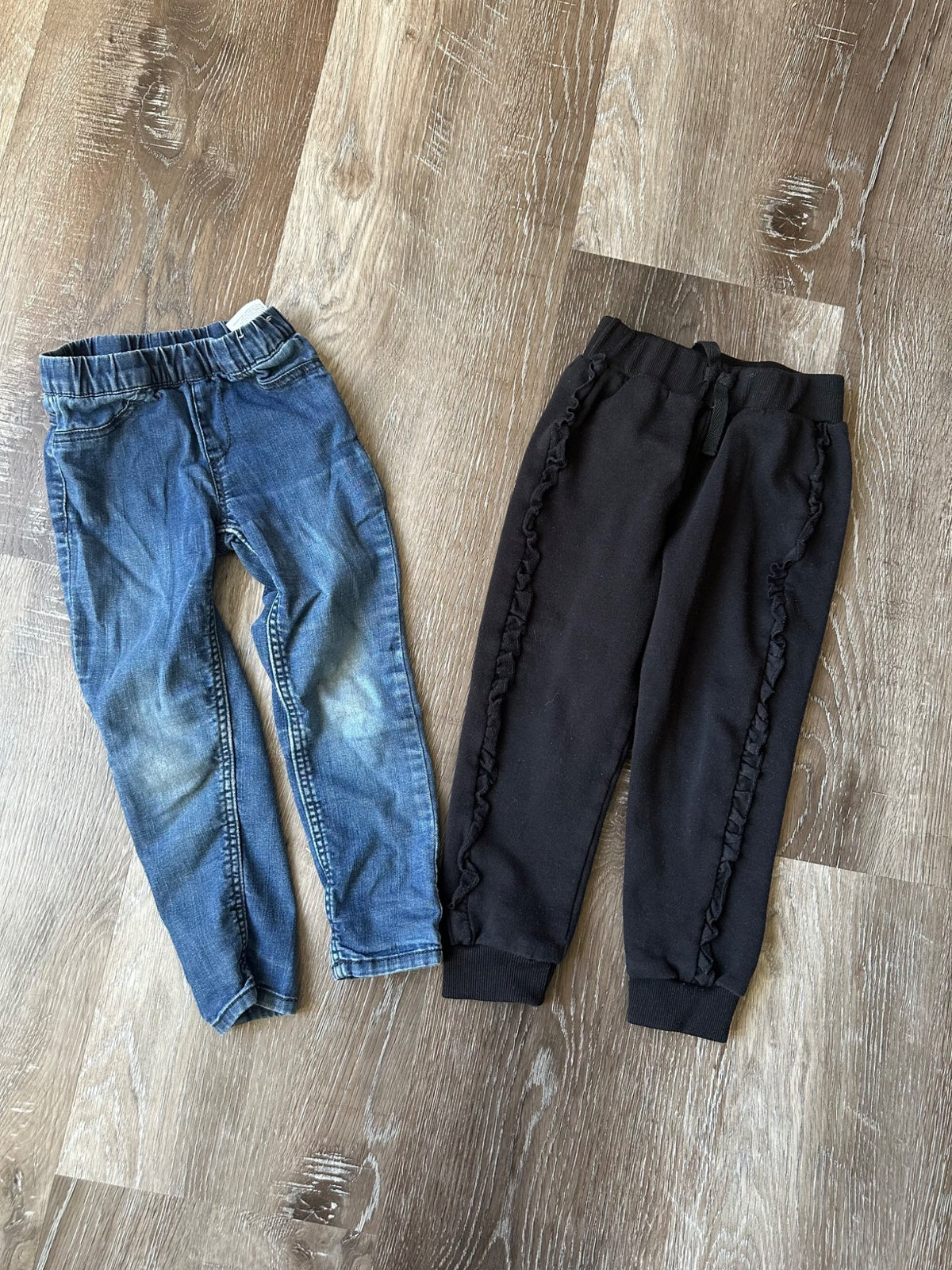 2 pairs of pants, Size 3, VGUC, Kids 3T