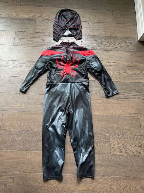 Spiderman Miles Morales Costume, Disney, Size 4, Kids 4/4T