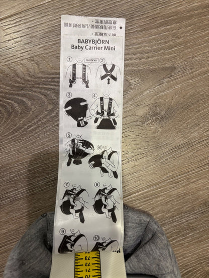 Baby bjorn baby carrier mini