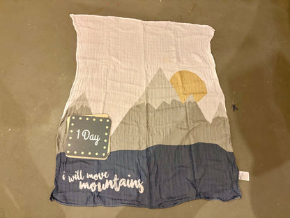 Baby’s first year milestone blanket