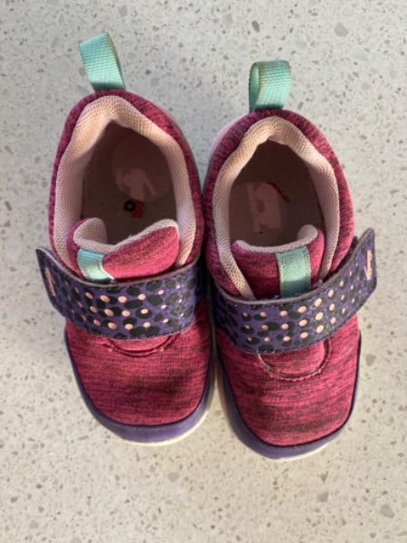 See Kai Run Shoes , Shoes 8 (Toddler:2-4yr)