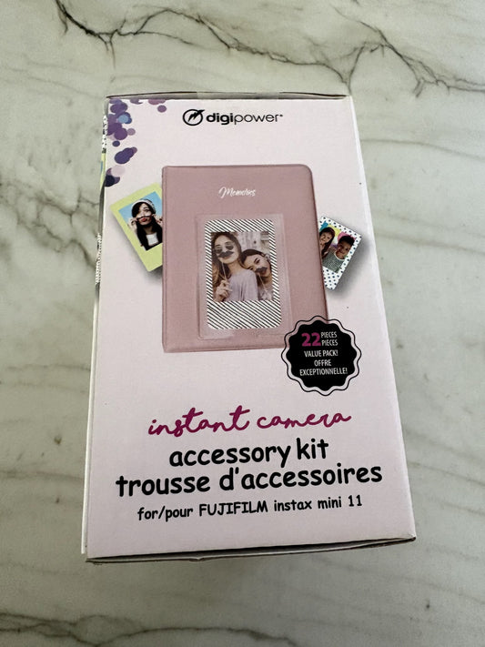 NWT digipower Instant Camera Accessory Kit for FujiFilm Instax mini 11