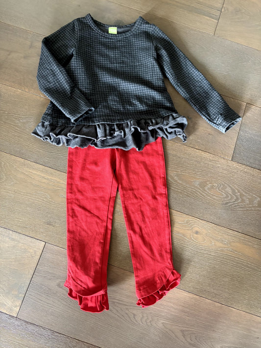 EUC Peekaboo Beans Holiday Outfit - Size 4, Kids 4/4T