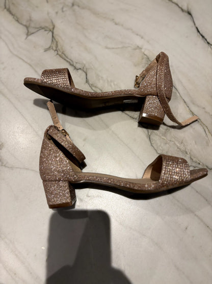 EUC Size 2 "Olive & Edie" Dress Shoes - Glittery Rose Gold, Shoes 2 (Kids:4-8yr)