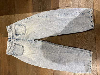 Primark Light Wash Barrel Jeans - EUC Size 10-11 Years Old , Kids 10