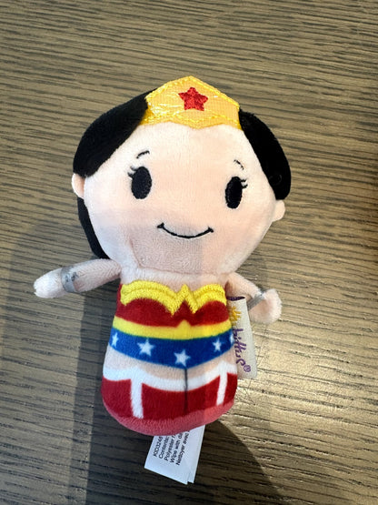 Bundle of 2 - EUC Wonder Women Stuffies