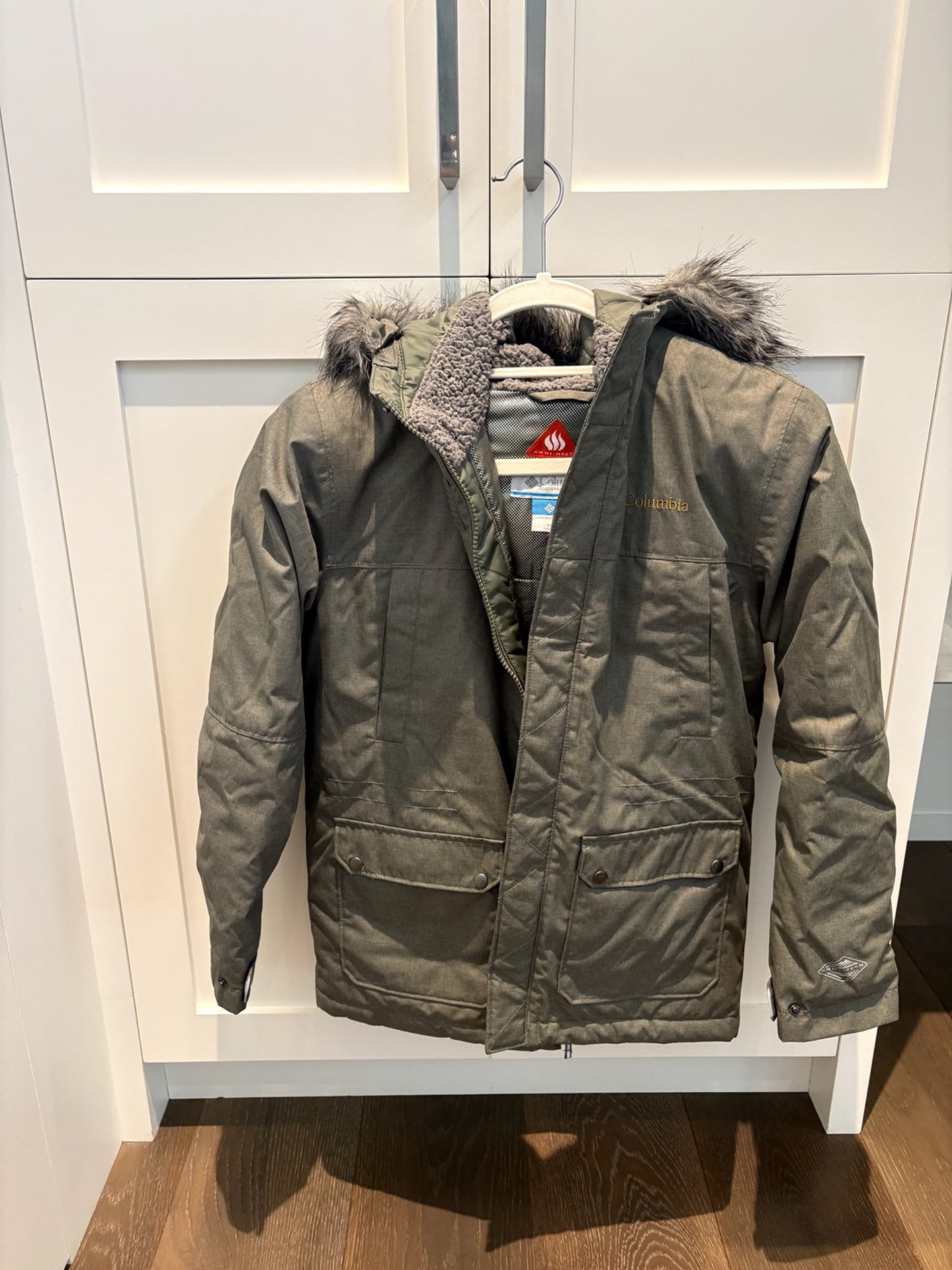 EUC Youth Columbia Omni-Heat SNOWFIELD JACKET Size M (10-12), Kids 10