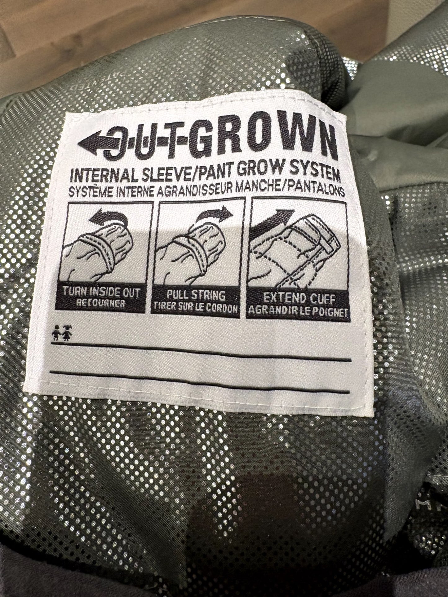 EUC Youth Columbia Omni-Heat SNOWFIELD JACKET Size M (10-12), Kids 10