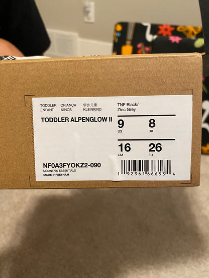 BRAND NEW North Face Toddler Alpenglow II Snow Boots size 9c, Shoes 9 (Toddler:2-4yr)