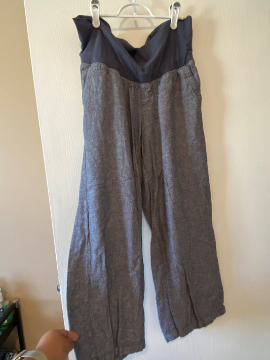 Maternity Pants size M , Maternity M (8-10)