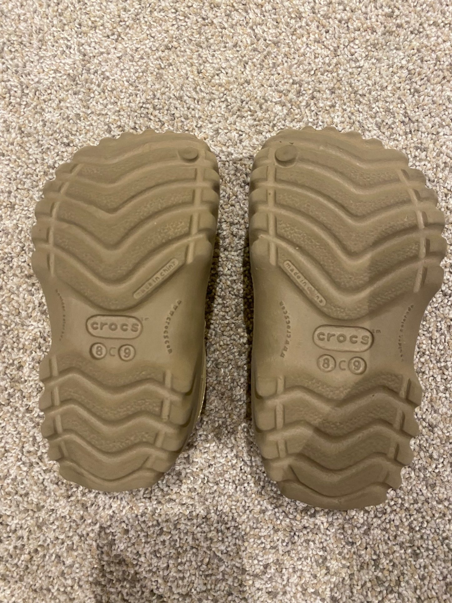 Crocs toddler boy walking shoes size 8.5, Shoes 8.5 (Toddler:2-4yr)