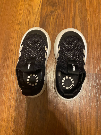 Adidas Bubble Comfy toddler shoes size US 8.5, Shoes 8.5 (Toddler:2-4yr)