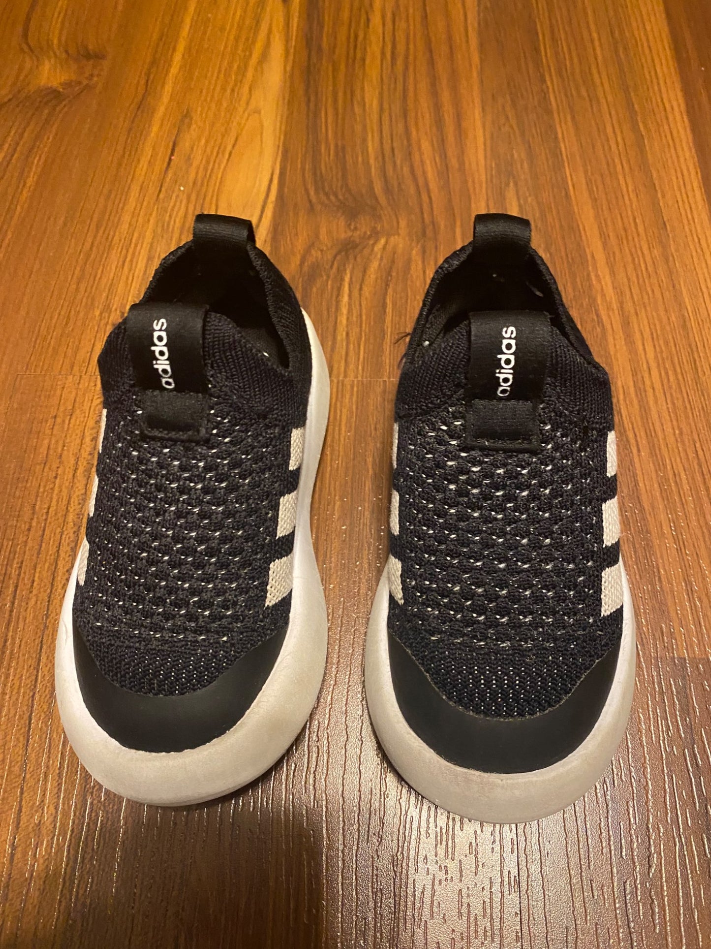 Adidas Bubble Comfy toddler shoes size US 8.5, Shoes 8.5 (Toddler:2-4yr)