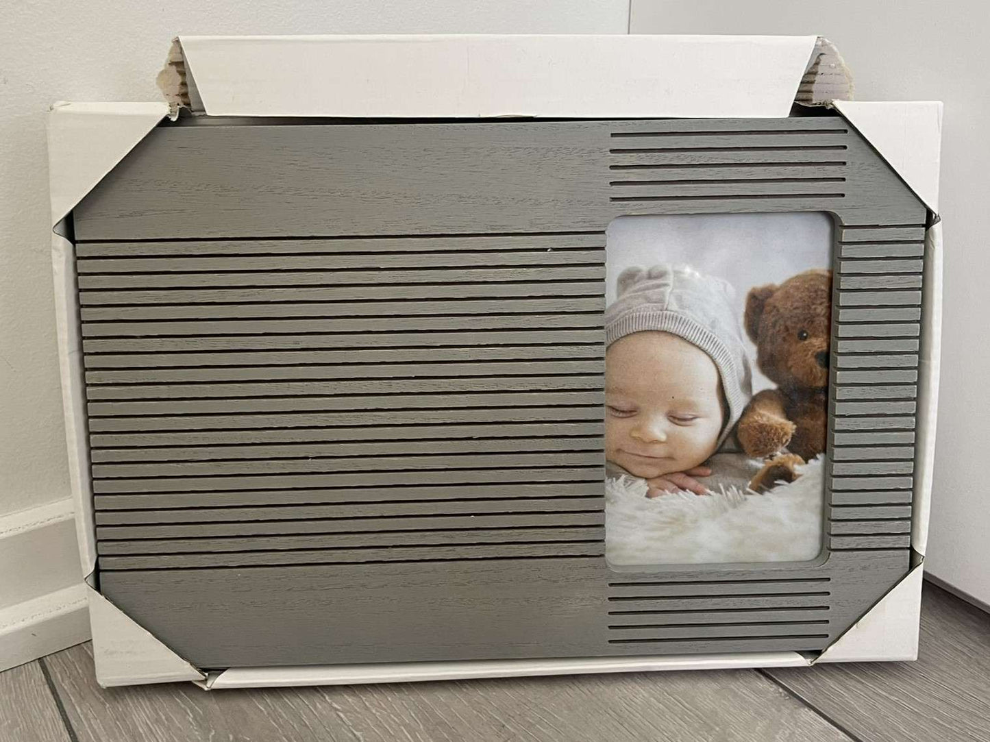 Brand New Customizable Letter Board Frame