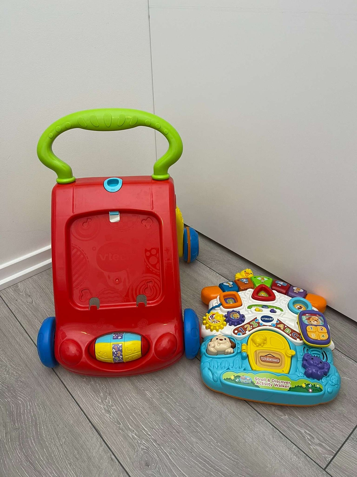 VTech Stroll and Discover Activity Walker