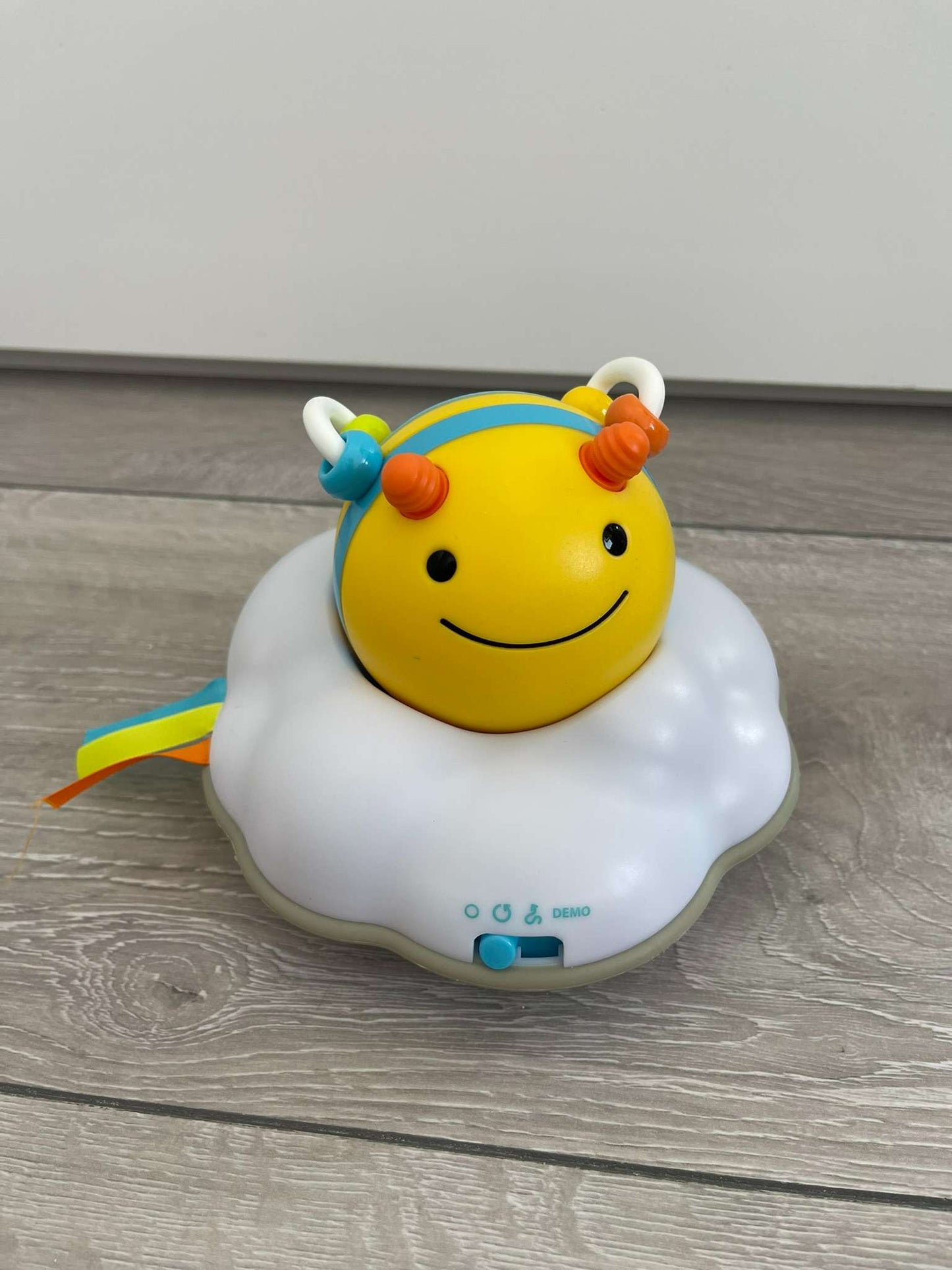 Skip Hop Explore & More Follow-Bee Crawl Toy