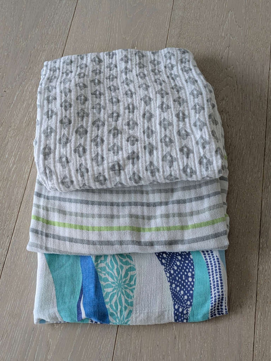 Receiving blankets, swaddle blankets- bundle of 3
