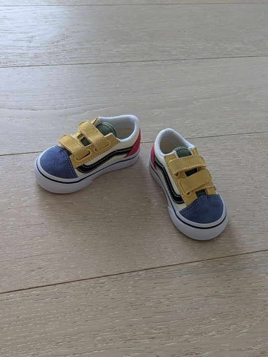 Baby Vans old school style shoes. Retails $60