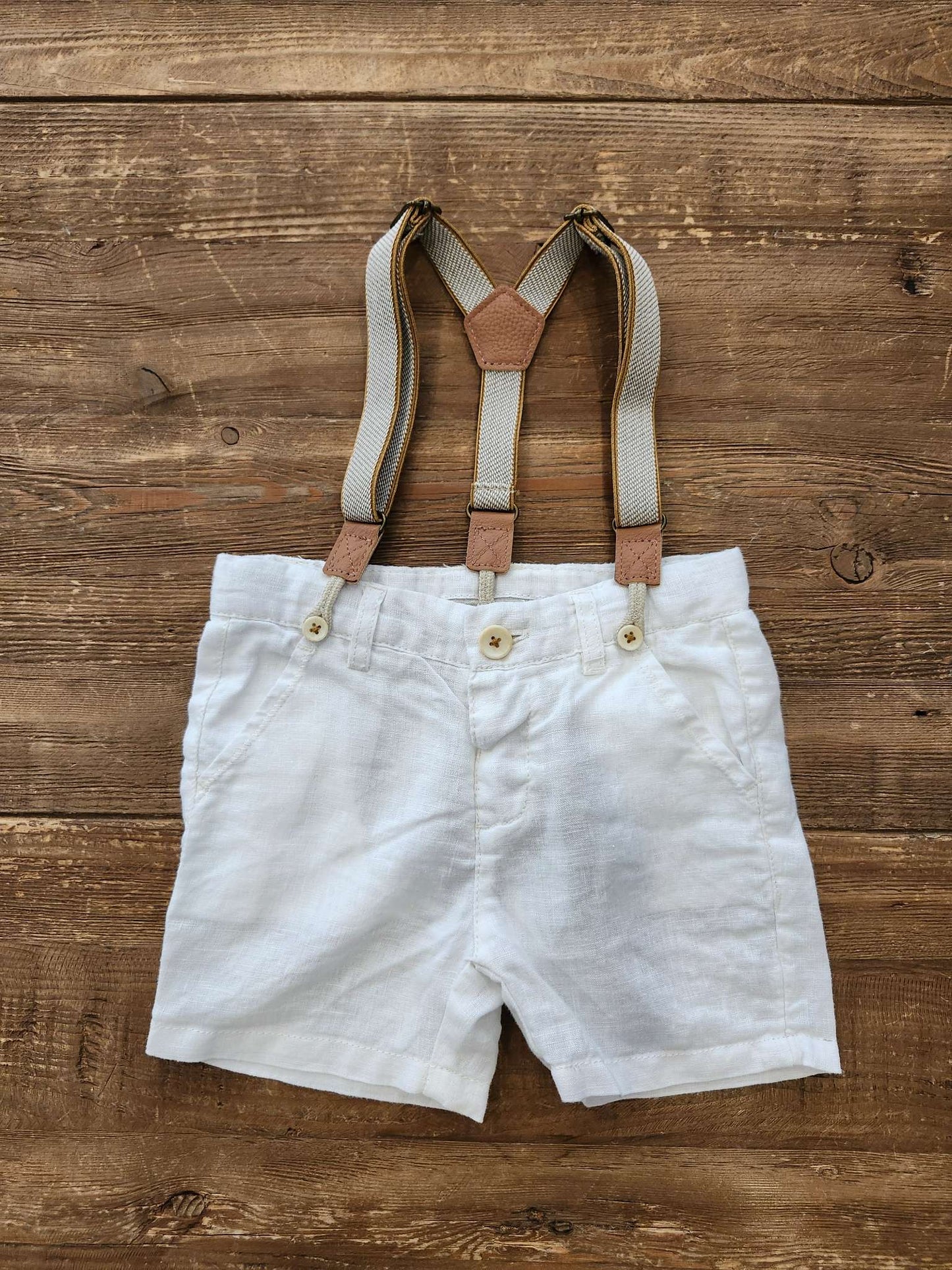Zara linen suspender shorts, white, 6-9M, like new, Kids 9 Month (6-9M)