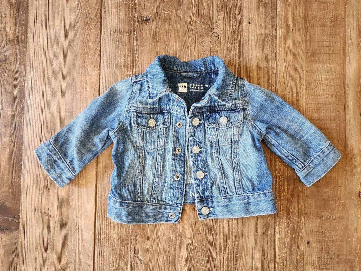 Gap baby, denim jacket, 0-6M, EUC, Kids 6 Month (3-6M)