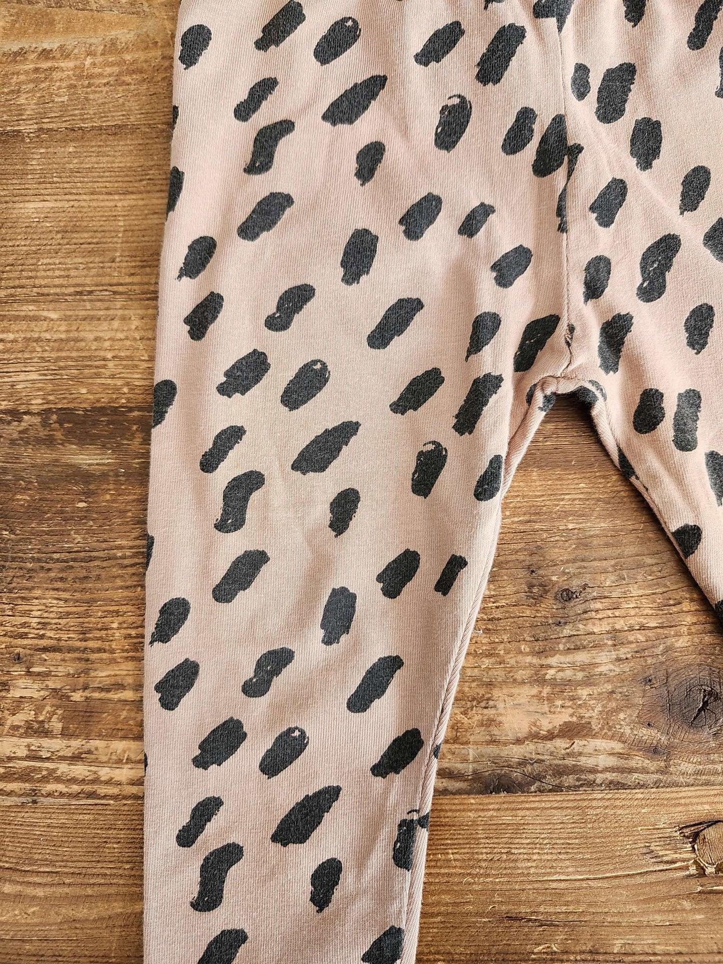 Mini Sibling, animal print leggings, 6-12M, VGUC, Kids 9 Month (6-9M)
