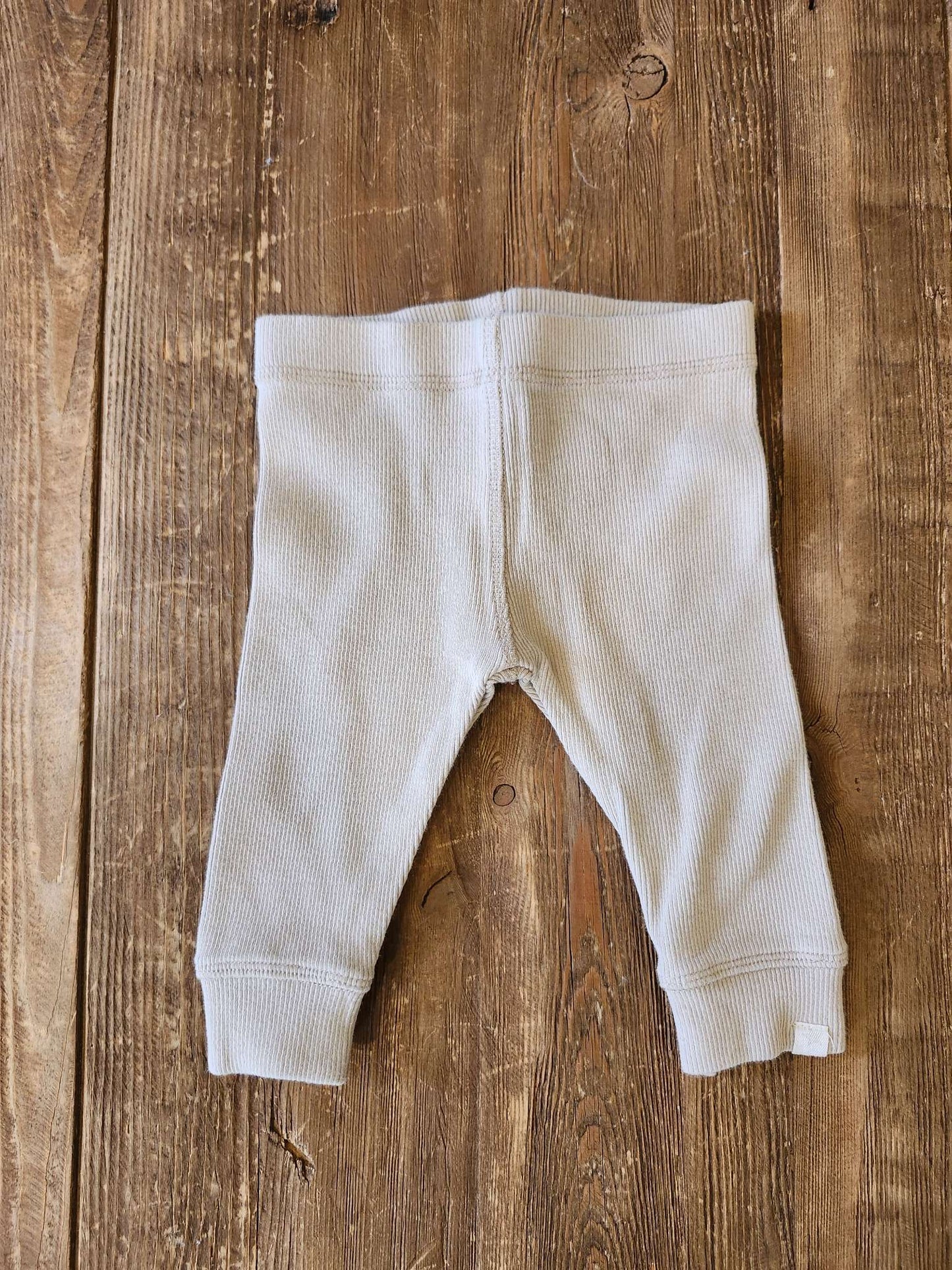 Zara ribbed leggings, beige, 3-6M, like new, Kids 6 Month (3-6M)