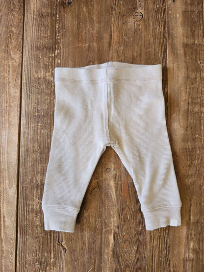Zara ribbed leggings, beige, 3-6M, like new, Kids 6 Month (3-6M)