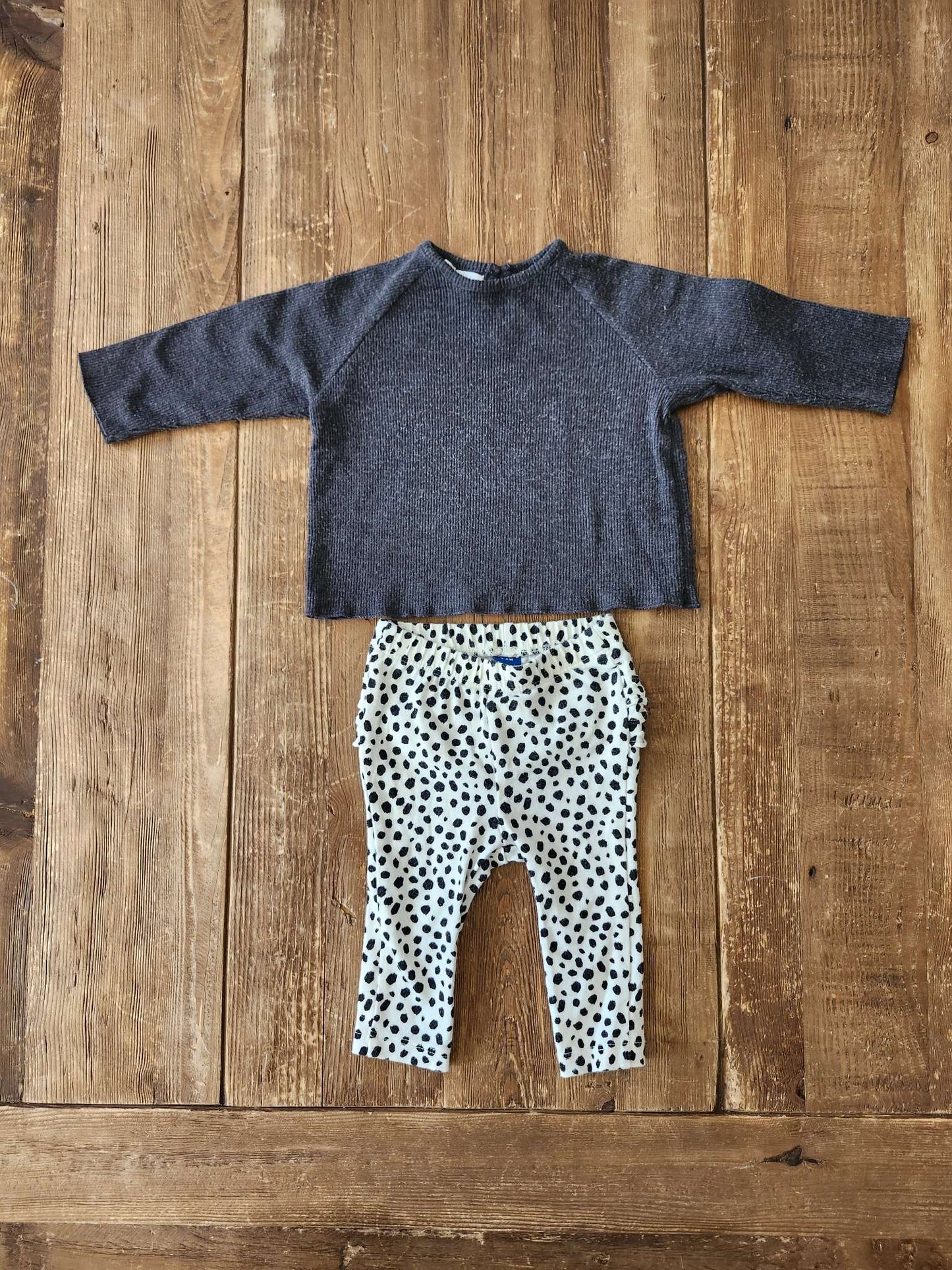 Zara shirt/Old Navy ruffle bum leggings set, 3-6M, VGUC, Kids 6 Month (3-6M)