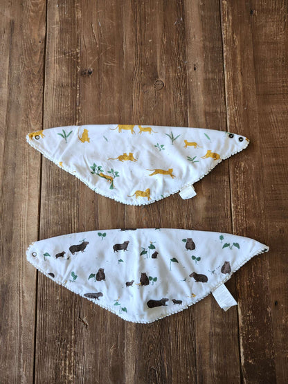 Red Caribou, organic bandana bib, like new