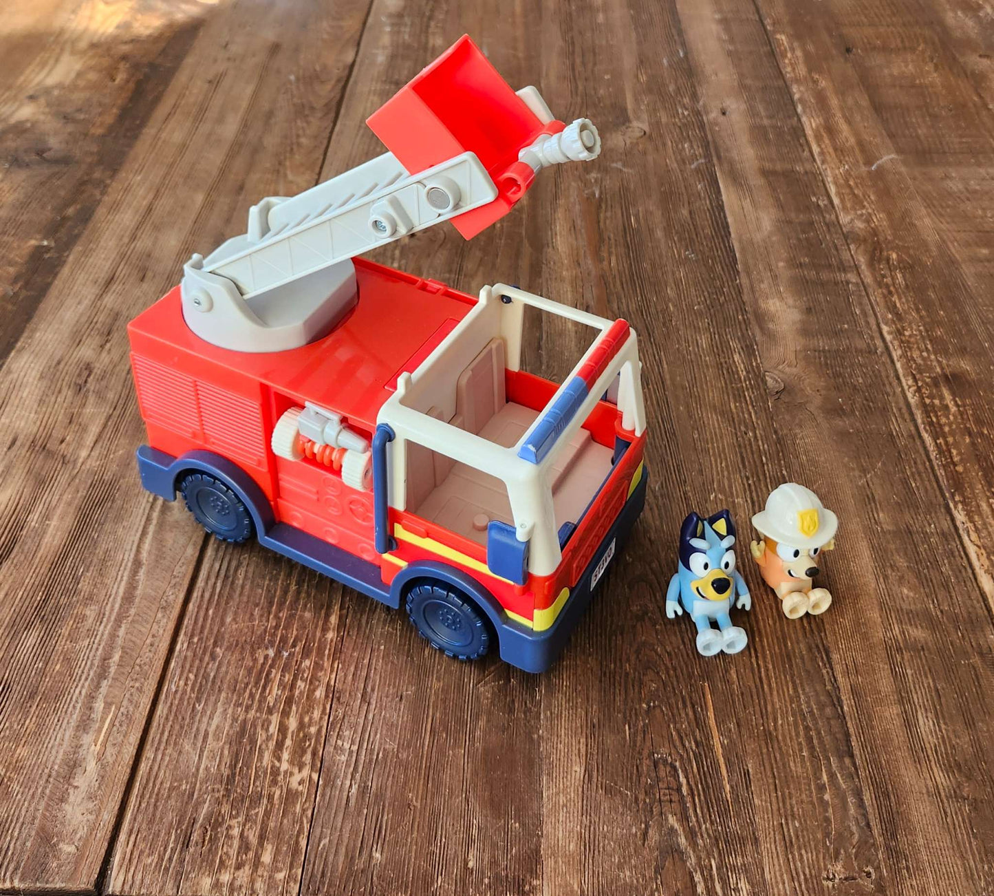 Bluey firetruck, like new