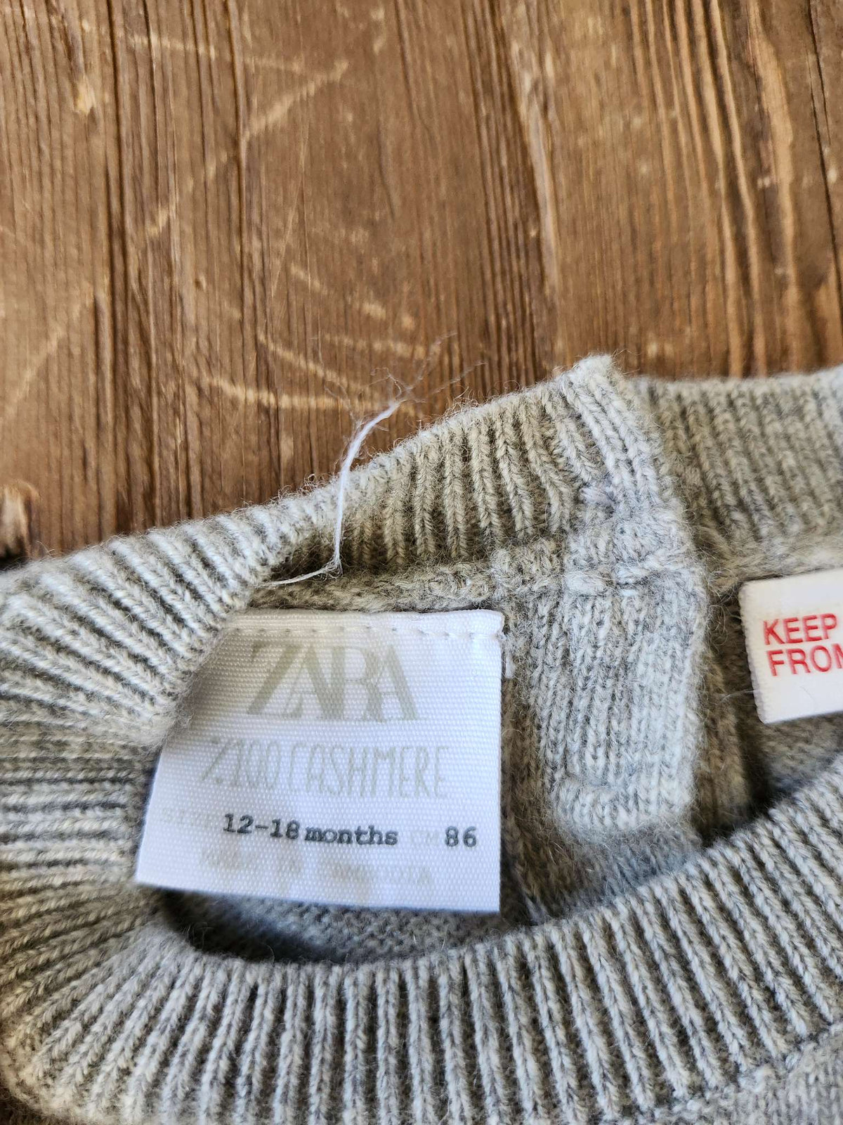 Zara grey cashmere sweater 12-18M, like new, Kids 18 Month (12-18M)