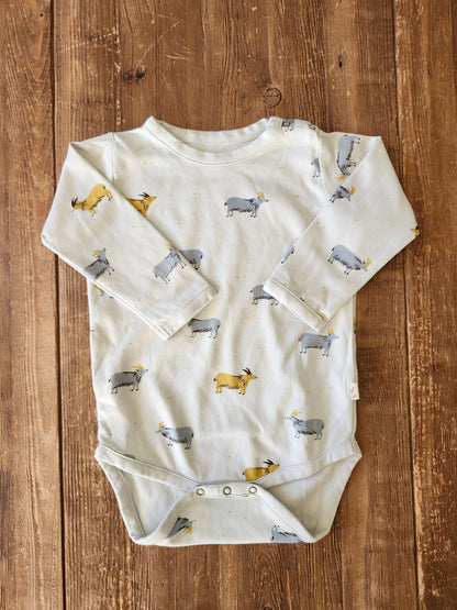 Red Caribou, organic goat onesie, 12-18M, like new, Kids 18 Month (12-18M)