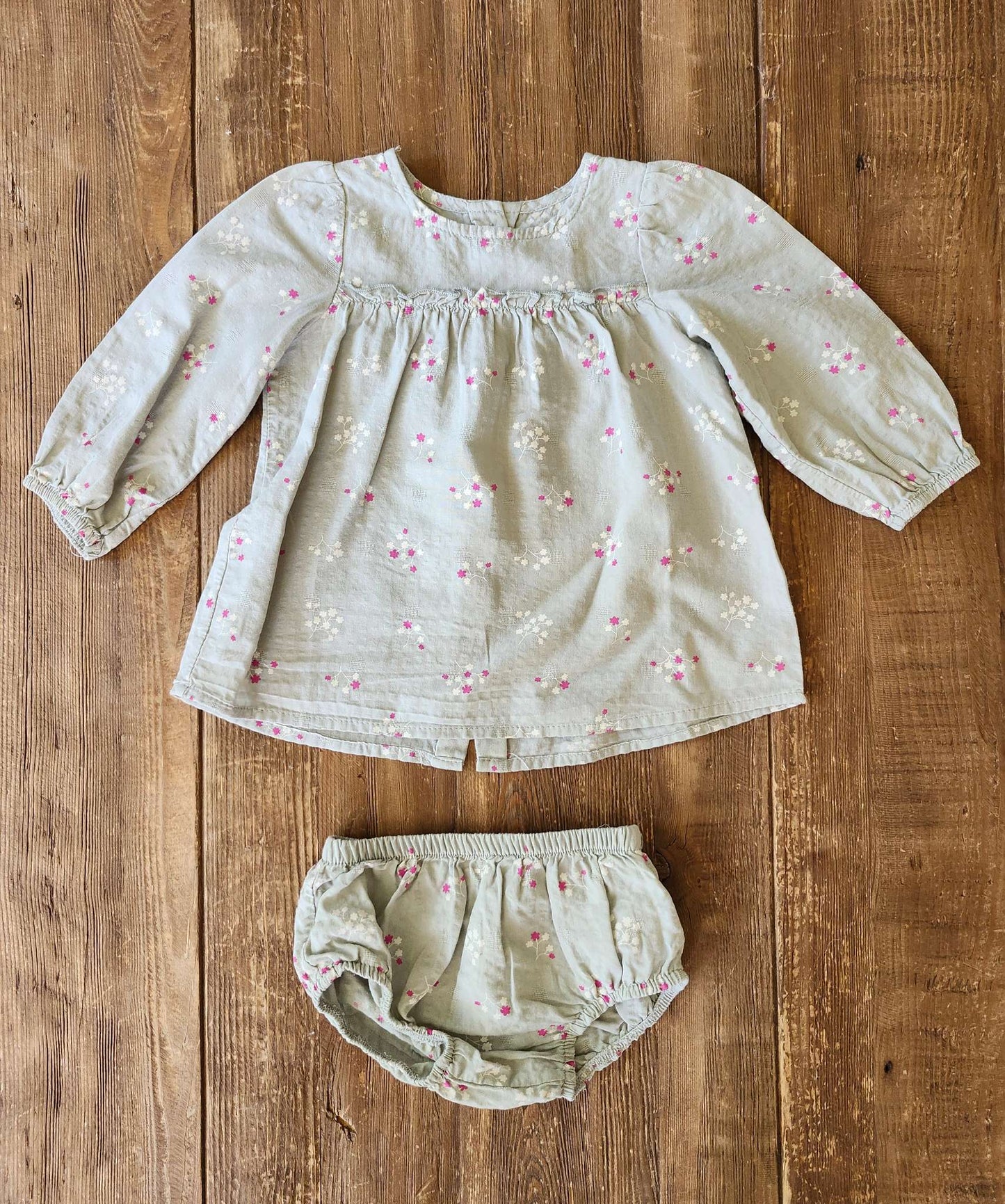 Zara floral dress with bloomers, 6-9M, EUC, Kids 9 Month (6-9M)