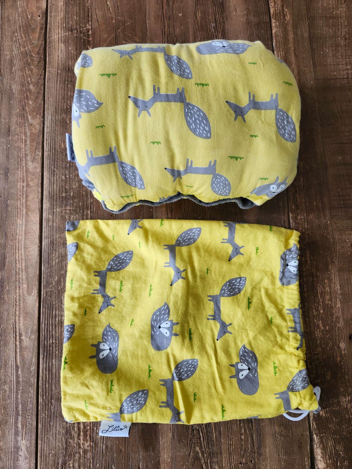 Travel nursing pillow