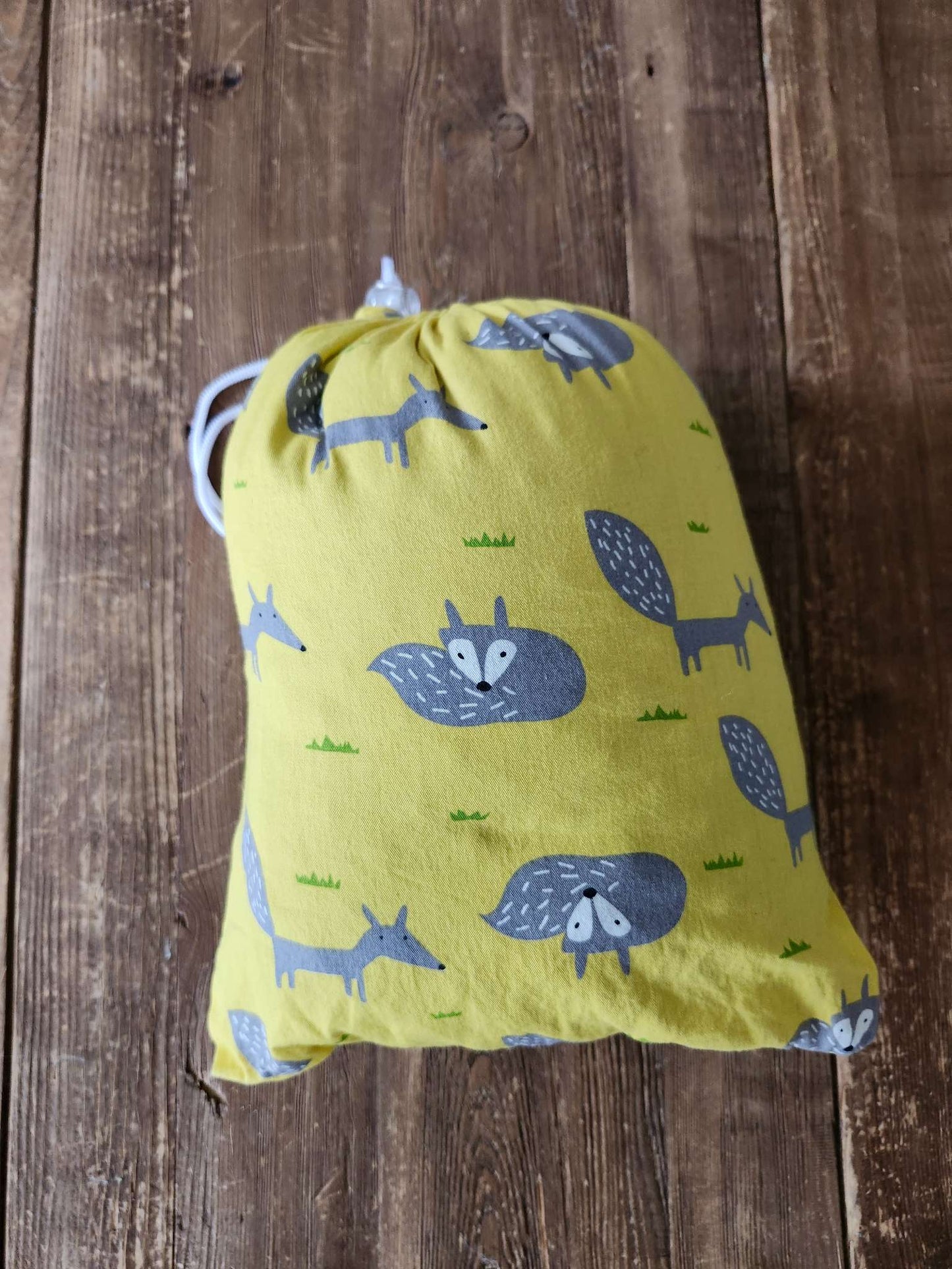 Travel nursing pillow