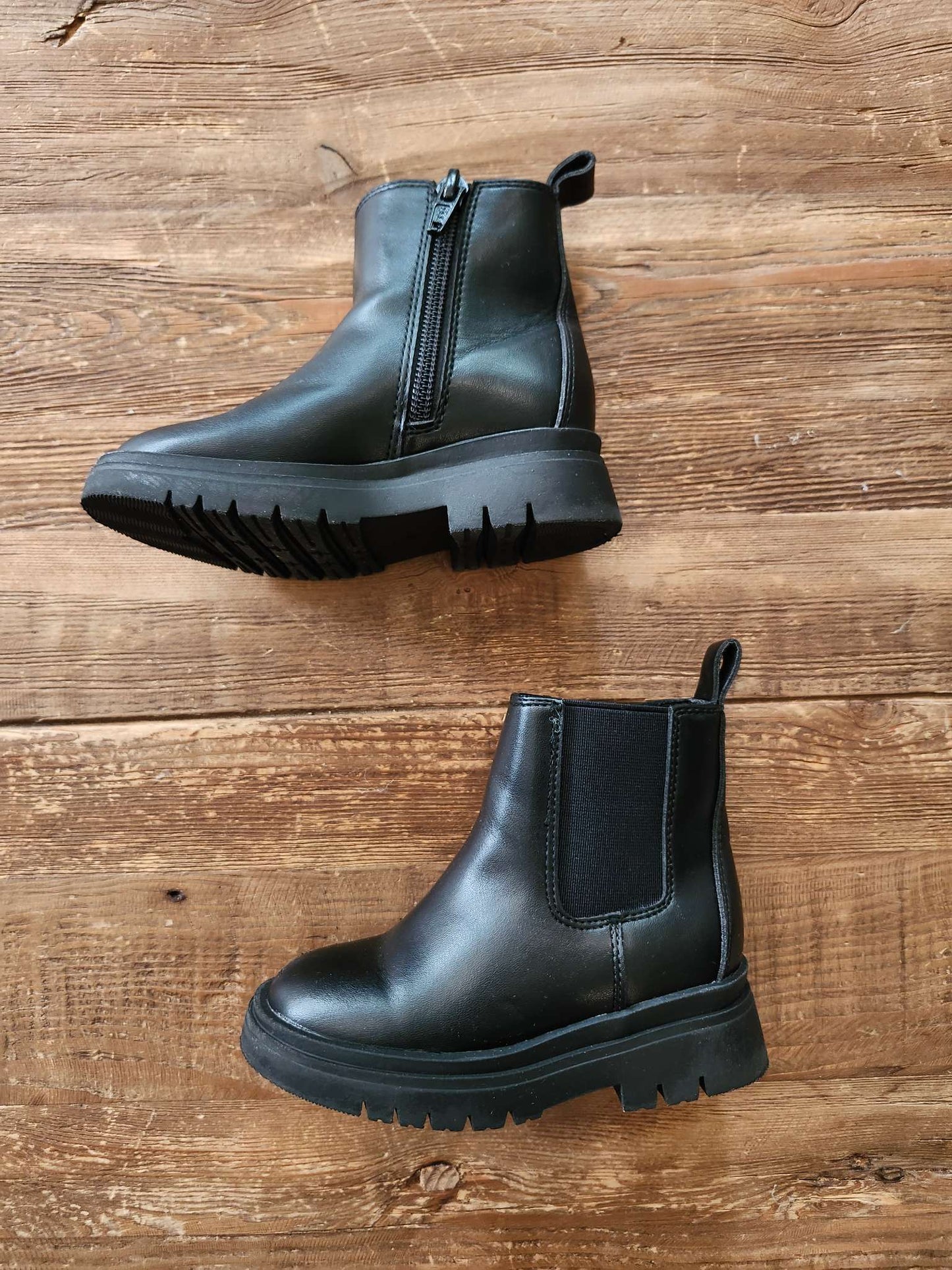 Gap cheslea boots, black, size 7, Shoes 7 (Walkers:12-24 mth)
