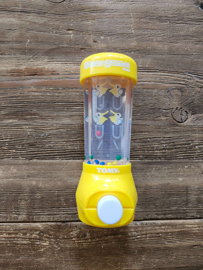 TOMY Pelican Water Push Game