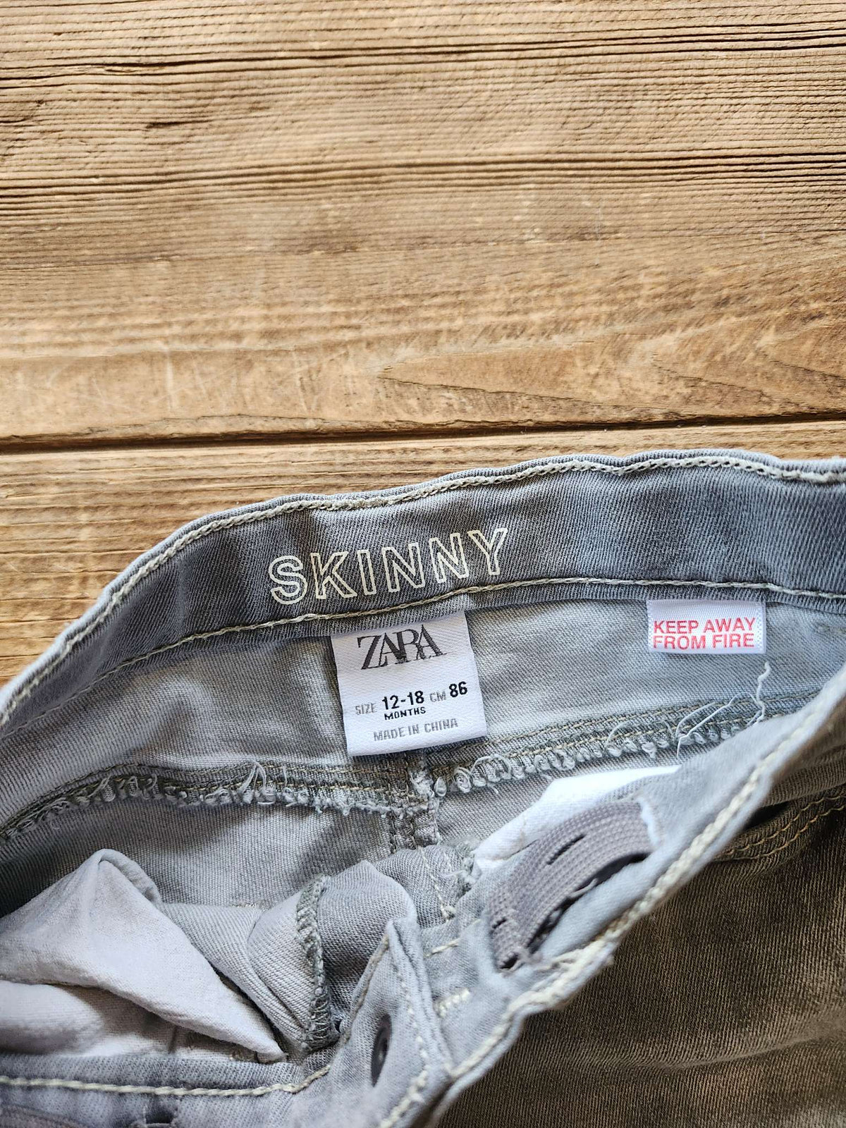 Zara skinny jeans, grey, 12-18M, like new, Kids 18 Month (12-18M)