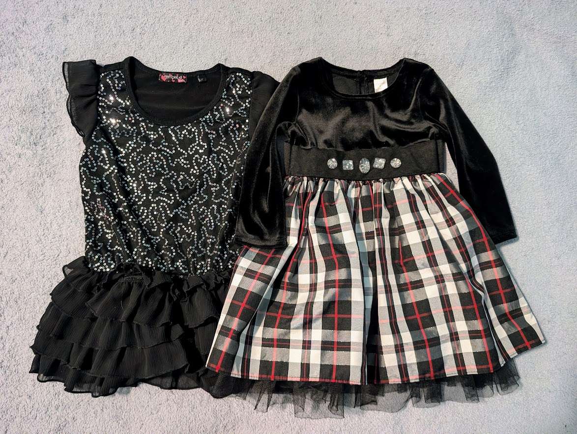 Girls 2T holiday dresses - 2 pcs, Kids 2T