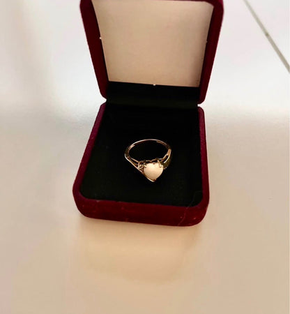 Heart shaped gold plated opal ring size 6