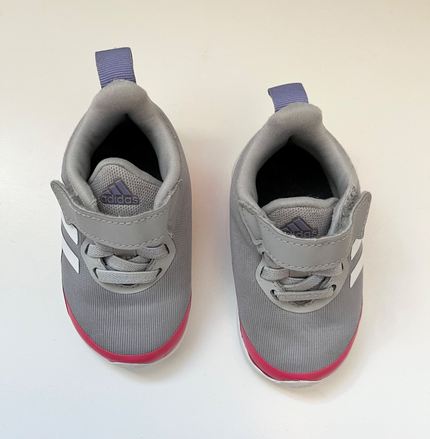 Adidas toddler size 5 shoes, Shoes 5 (Walkers:12-24 mth)