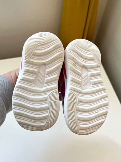 Adidas toddler size 5 shoes, Shoes 5 (Walkers:12-24 mth)