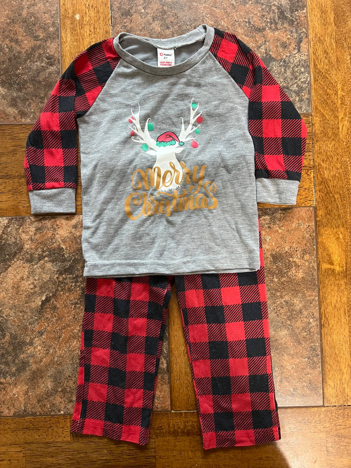 Bundle: 6 Christmas PJ sets, Kids 2T
